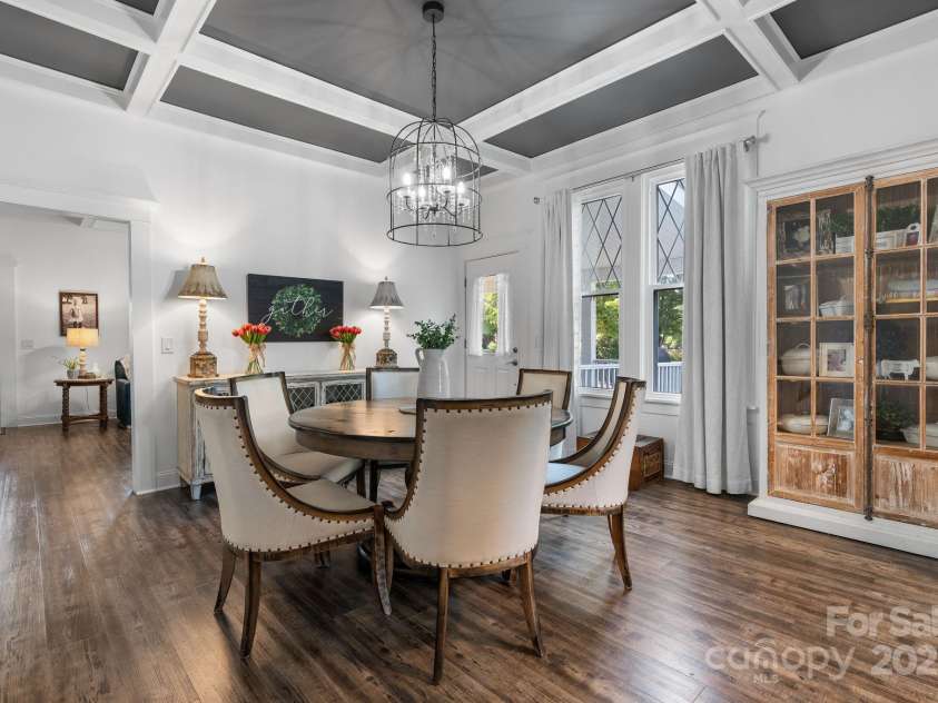 704 Main Avenue, Newton, NC 28658.  MLS# CAR4275934, YatesRealty ID 5489. 