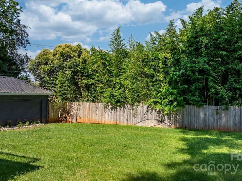 704 Main Avenue, Newton, NC 28658.  MLS# CAR4275934, YatesRealty ID 5489. 