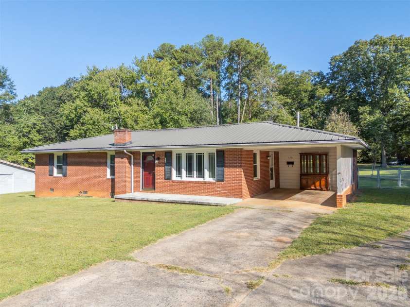 170 Franklin Drive, Forest City, NC 28043.  MLS# CAR4431691, YatesRealty ID 54890. 