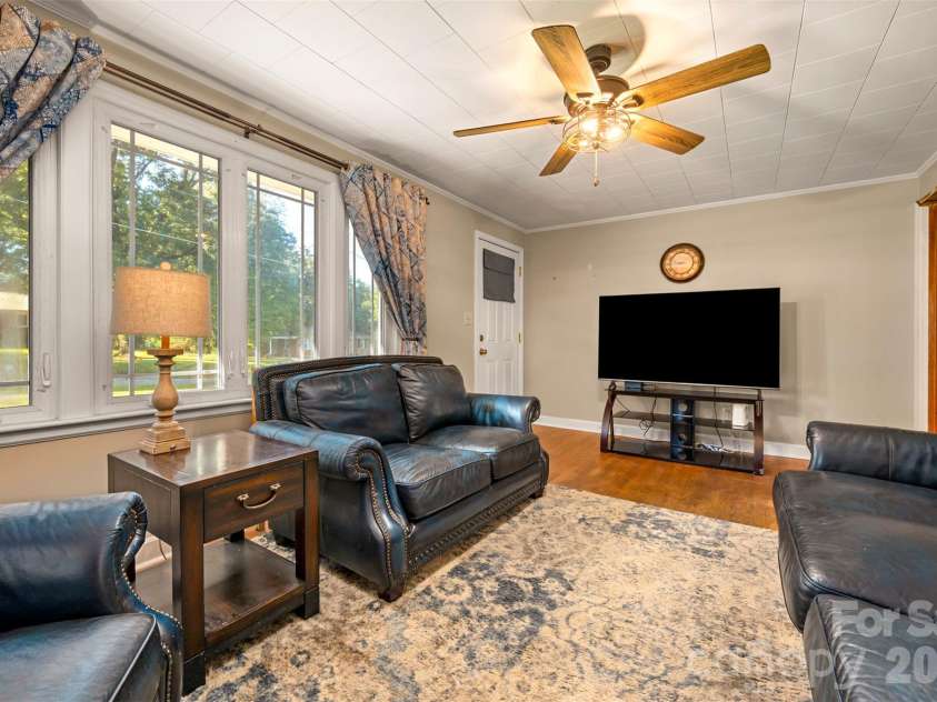 170 Franklin Drive, Forest City, NC 28043.  MLS# CAR4431691, YatesRealty ID 54890. 