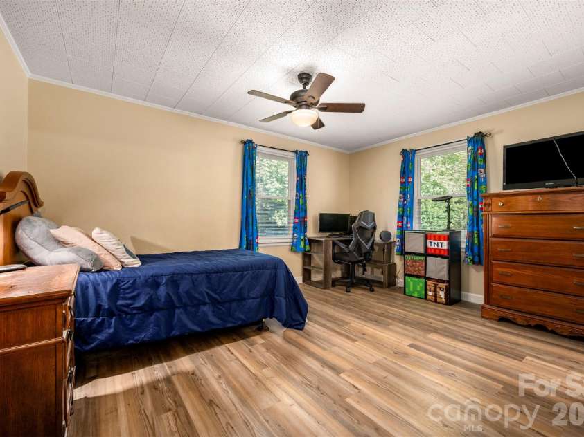170 Franklin Drive, Forest City, NC 28043.  MLS# CAR4431691, YatesRealty ID 54890. 