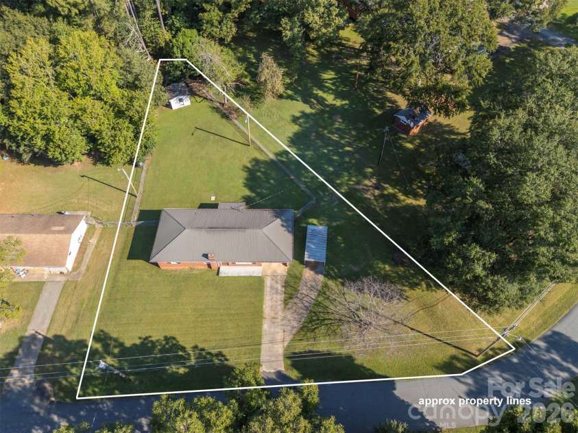 170 Franklin Drive, Forest City, NC 28043.  MLS# CAR4431691, YatesRealty ID 54890. 