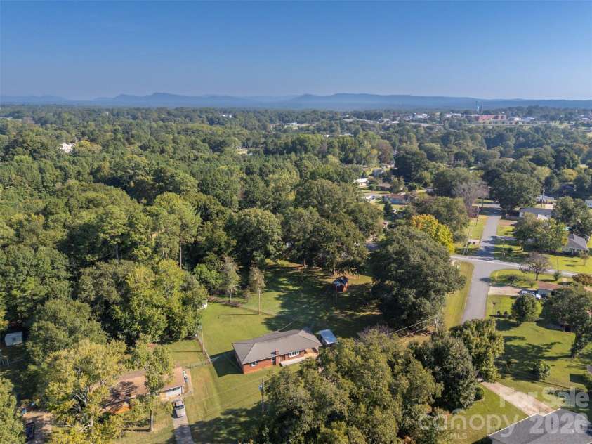170 Franklin Drive, Forest City, NC 28043.  MLS# CAR4431691, YatesRealty ID 54890. 