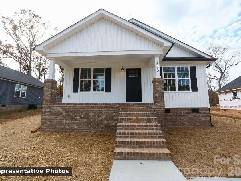 2693 Brady Avenue, Kannapolis, NC 28083.  MLS# CAR4431701, YatesRealty ID 54893. 