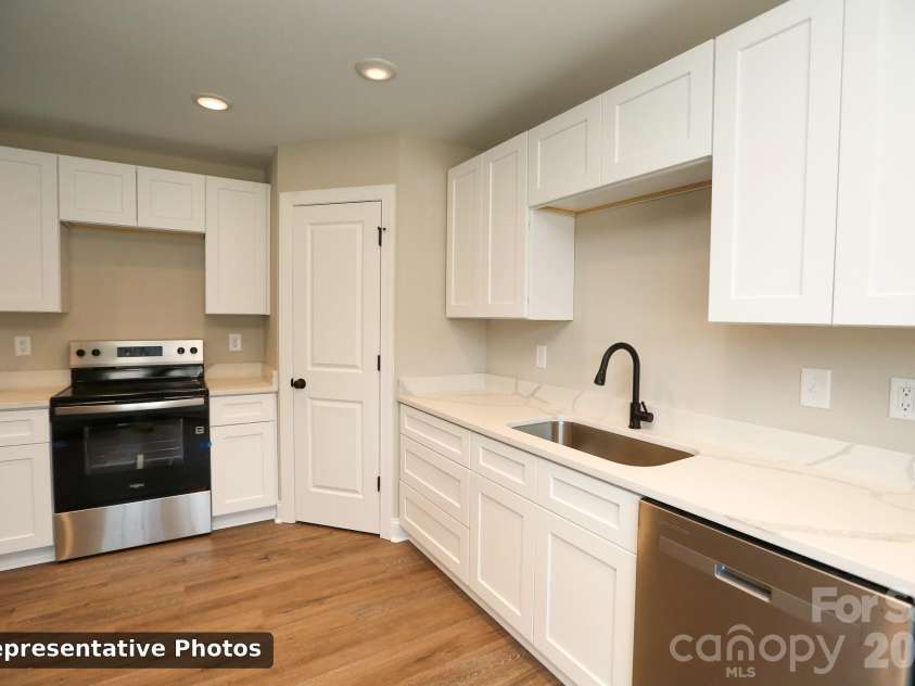 2693 Brady Avenue, Kannapolis, NC 28083.  MLS# CAR4431701, YatesRealty ID 54893. 