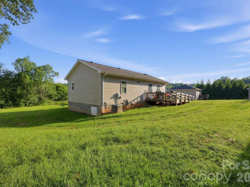 1063 Allman Court, Morganton, NC 28655.  MLS# CAR4431704, YatesRealty ID 54894. 