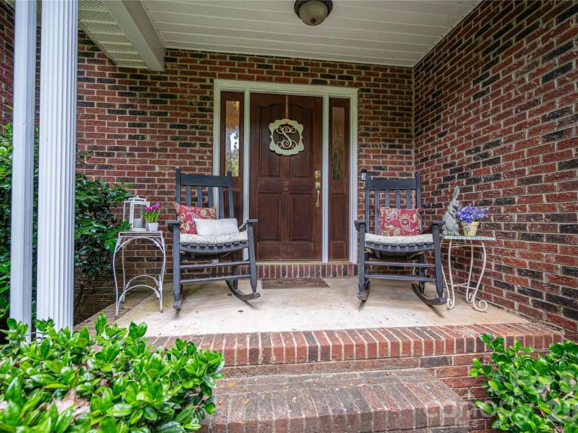 645 Deerfield Drive, Mount Holly, NC 28120.  MLS# CAR4431707, YatesRealty ID 54895. 
