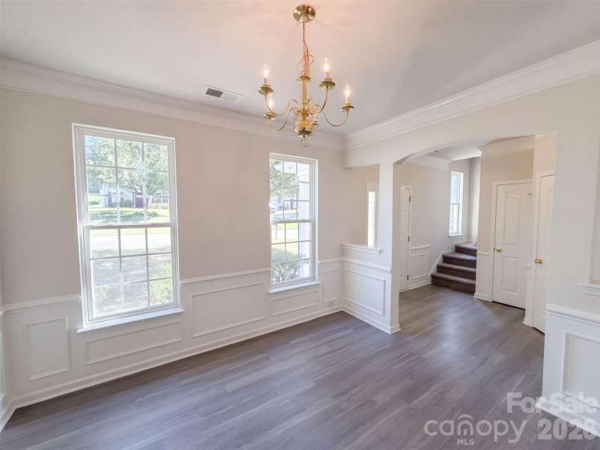 4735 Nijinsky Court, Charlotte, NC 28216.  MLS# CAR4431711, YatesRealty ID 54896. 