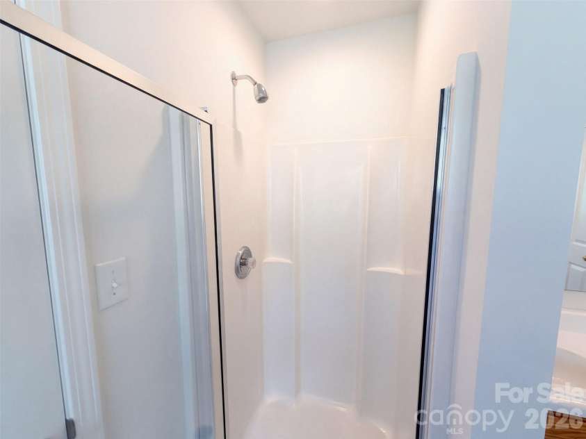 4735 Nijinsky Court, Charlotte, NC 28216.  MLS# CAR4431711, YatesRealty ID 54896. 