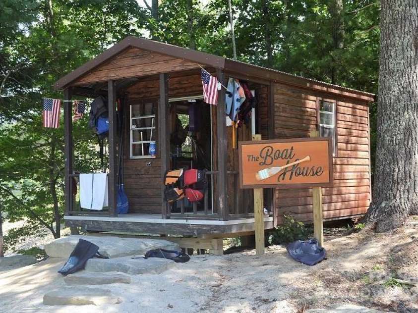 48 Allspice Court, Tuckasegee, NC 28783.  MLS# CAR4232075, YatesRealty ID 549. 