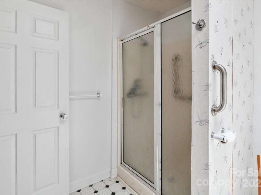 859 Stacy Hill Road, Nebo, NC 28761.  MLS# CAR4273524, YatesRealty ID 549. 