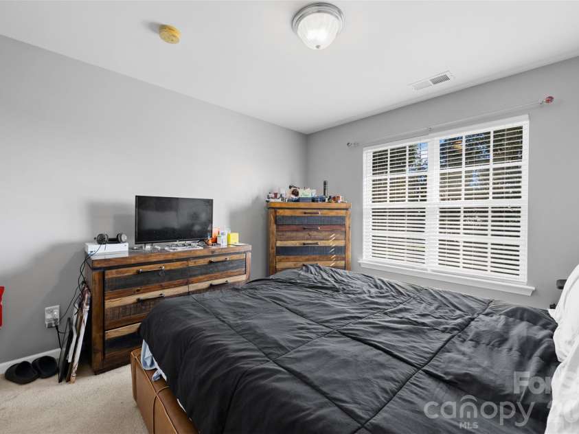 156 Rusty Nail Drive, Mooresville, NC 28115.  MLS# CAR4431670, YatesRealty ID 54900. 