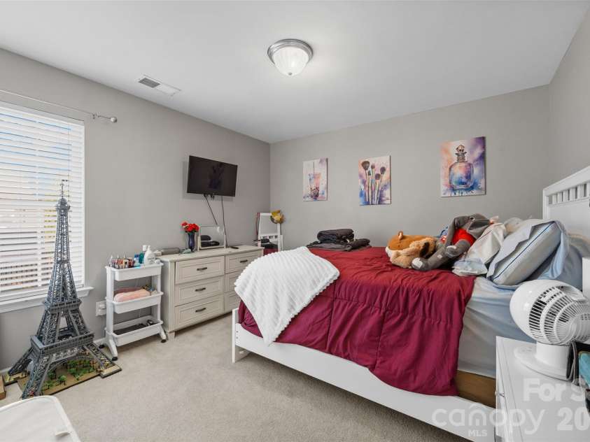 156 Rusty Nail Drive, Mooresville, NC 28115.  MLS# CAR4431670, YatesRealty ID 54900. 