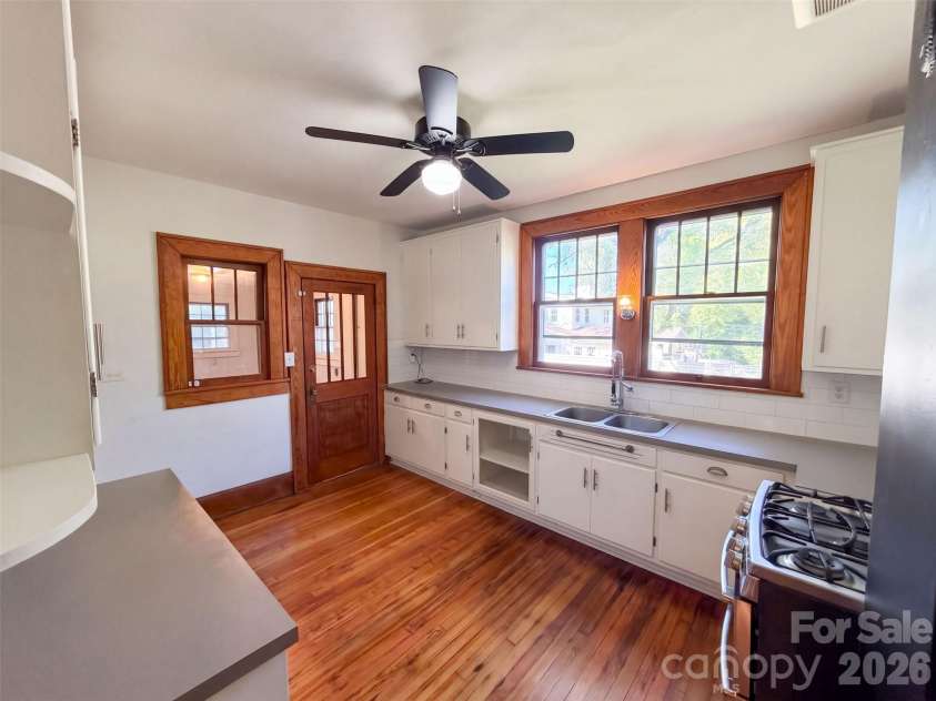 1016 Scales Street, Salisbury, NC 28144.  MLS# CAR4431738, YatesRealty ID 54905. 