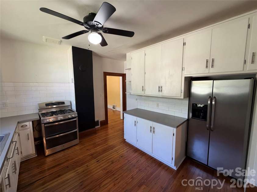 1016 Scales Street, Salisbury, NC 28144.  MLS# CAR4431738, YatesRealty ID 54905. 