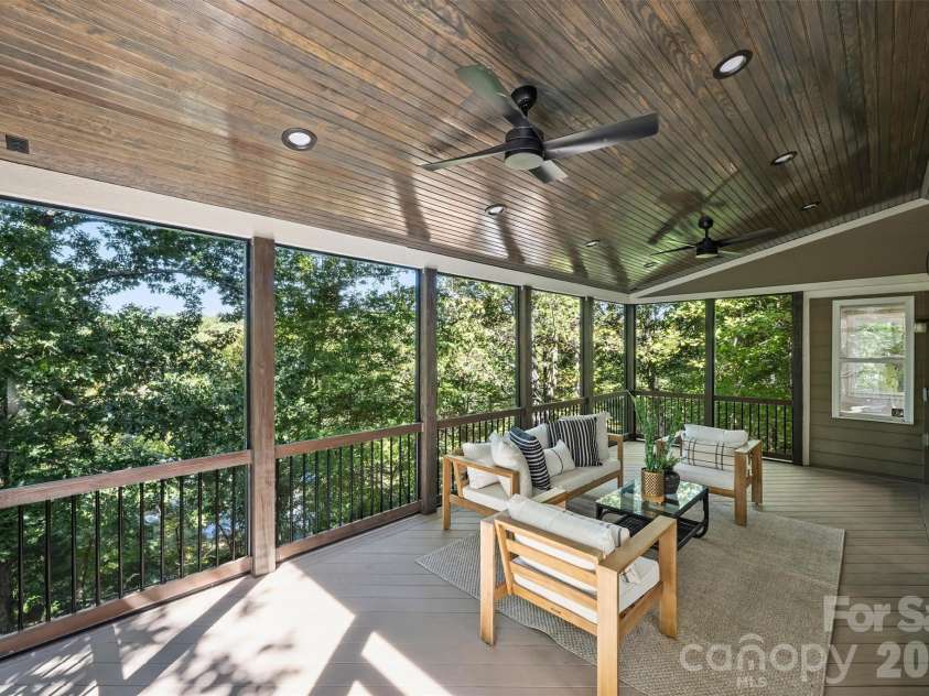 12039 Spinnaker Drive, Tega Cay, SC 29708.  MLS# CAR4429400, YatesRealty ID 54907. 