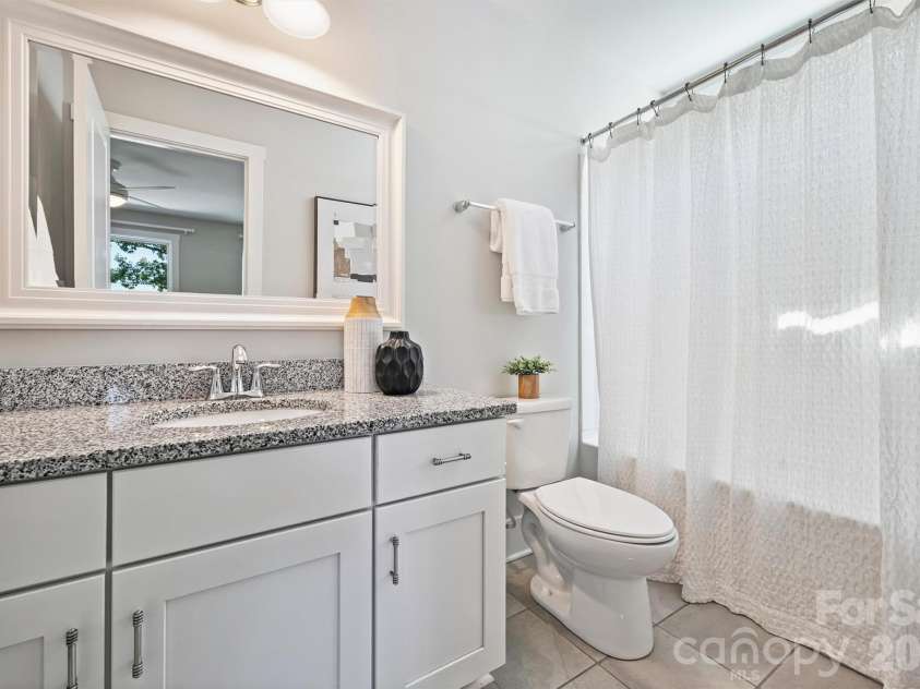12039 Spinnaker Drive, Tega Cay, SC 29708.  MLS# CAR4429400, YatesRealty ID 54907. 