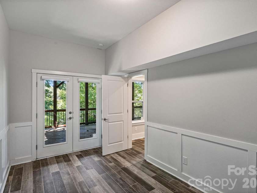 12039 Spinnaker Drive, Tega Cay, SC 29708.  MLS# CAR4429400, YatesRealty ID 54907. 