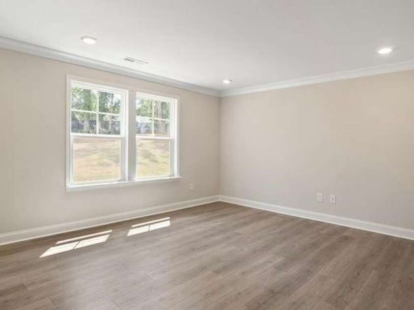 4028 Hidden Oaks Drive, Charlotte, NC 28205.  MLS# CAR4310498, YatesRealty ID 5491. 