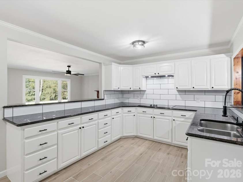 190 Forsaken Drive, China Grove, NC 28023.  MLS# CAR4420833, YatesRealty ID 54910. 