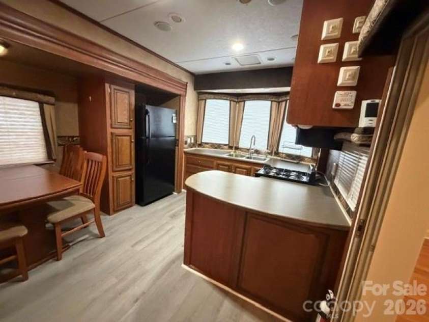 109 Driftwood Trail, Mount Gilead, NC 27306.  MLS# CAR4431756, YatesRealty ID 54915. Kitchen
