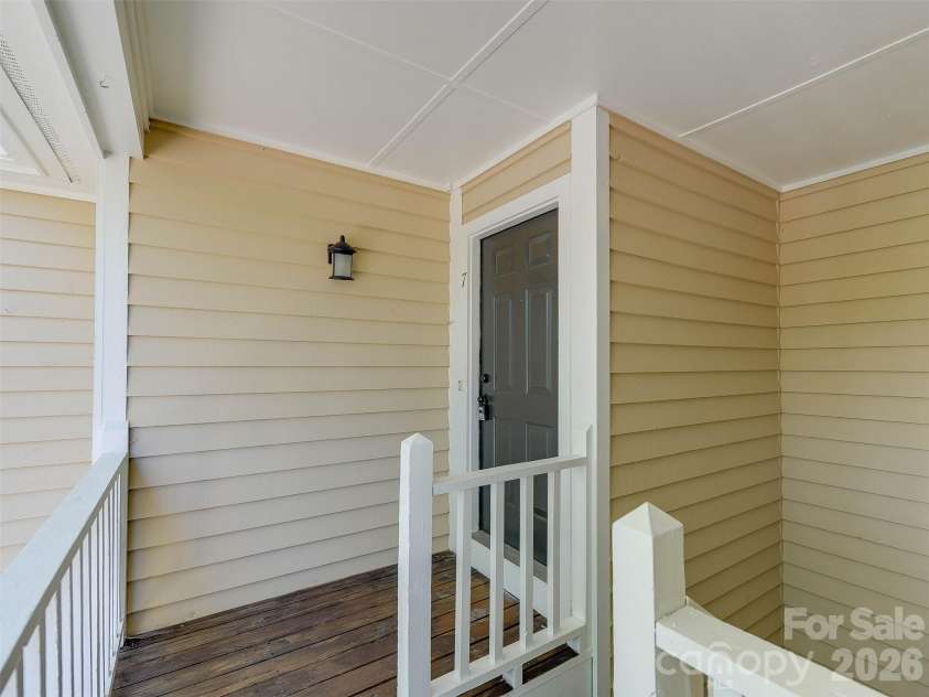 766 Marsh Road, Charlotte, NC 28209.  MLS# CAR4408658, YatesRealty ID 54919. Private Entry