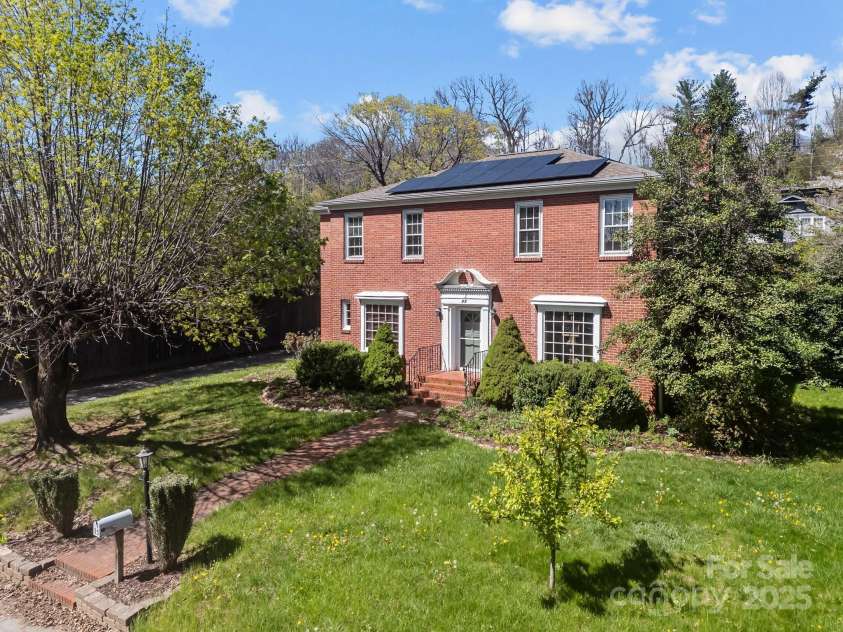 35 Johnson Street, Canton, NC 28716.  MLS# CAR4243616, YatesRealty ID 5492. 