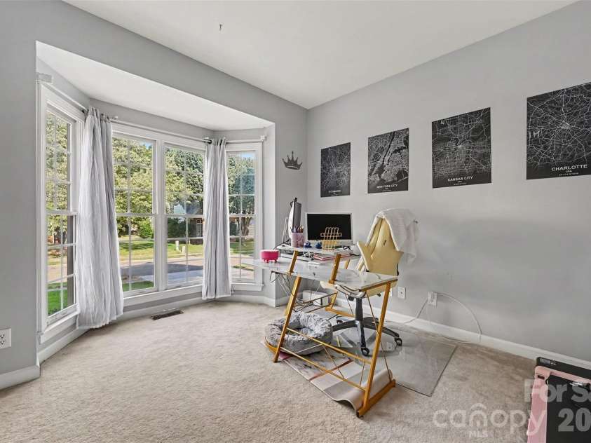 5523 Tullamore Lane, Charlotte, NC 28269.  MLS# CAR4431726, YatesRealty ID 54921. 