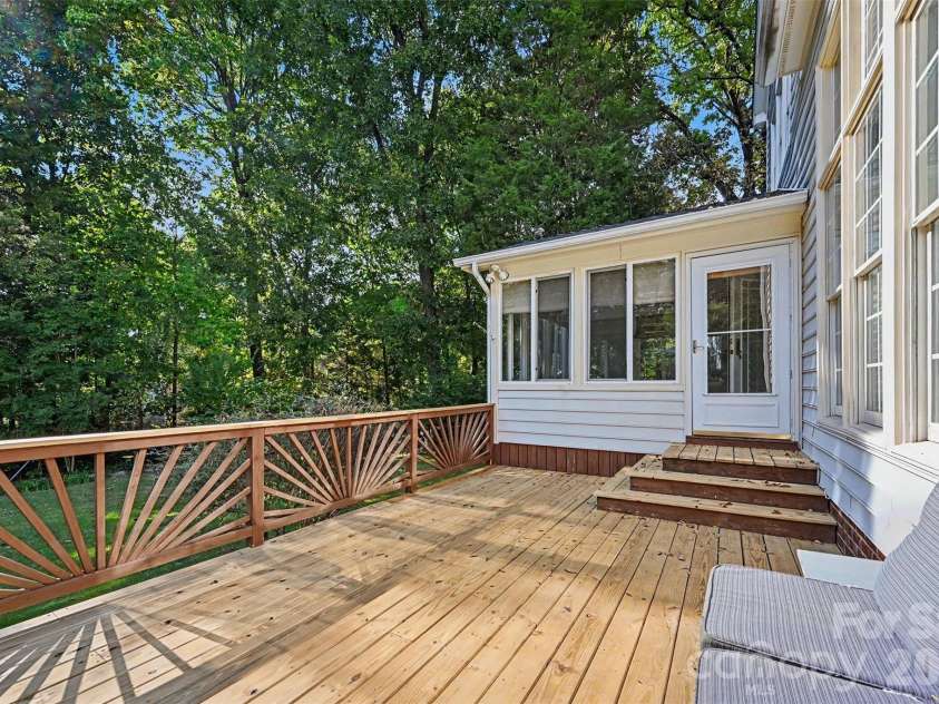 5523 Tullamore Lane, Charlotte, NC 28269.  MLS# CAR4431726, YatesRealty ID 54921. 