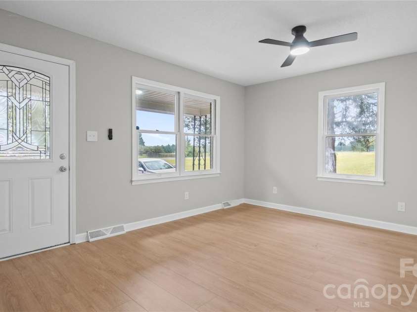 3050 Bridgewater Road, Rock Hill, SC 29730.  MLS# CAR4431369, YatesRealty ID 54922. 