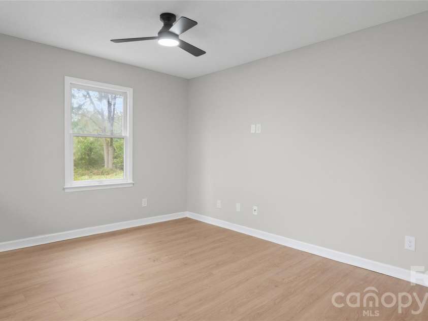 3050 Bridgewater Road, Rock Hill, SC 29730.  MLS# CAR4431369, YatesRealty ID 54922. 
