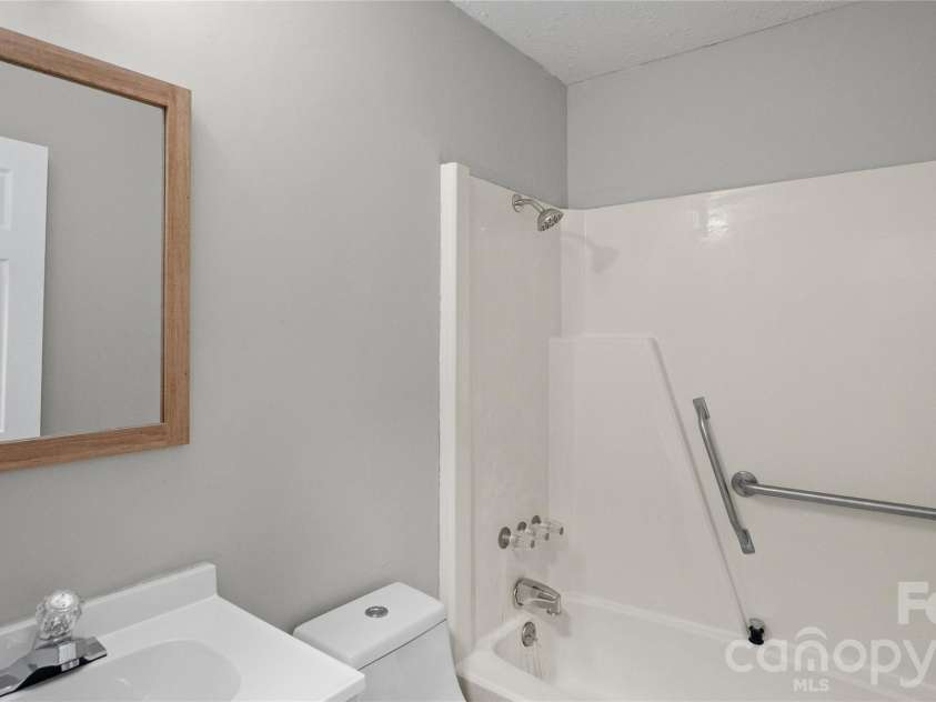 3050 Bridgewater Road, Rock Hill, SC 29730.  MLS# CAR4431369, YatesRealty ID 54922. 