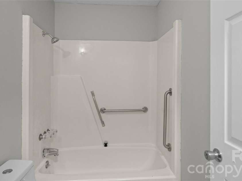 3050 Bridgewater Road, Rock Hill, SC 29730.  MLS# CAR4431369, YatesRealty ID 54922. 