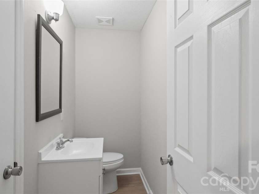 3050 Bridgewater Road, Rock Hill, SC 29730.  MLS# CAR4431369, YatesRealty ID 54922. 