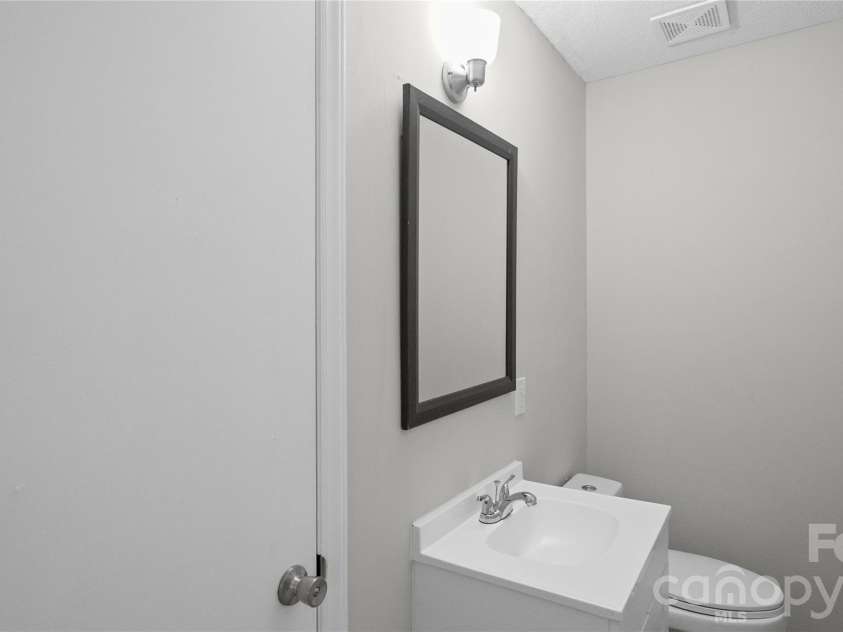 3050 Bridgewater Road, Rock Hill, SC 29730.  MLS# CAR4431369, YatesRealty ID 54922. 