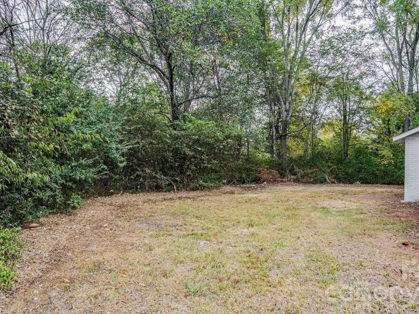 3050 Bridgewater Road, Rock Hill, SC 29730.  MLS# CAR4431369, YatesRealty ID 54922. 