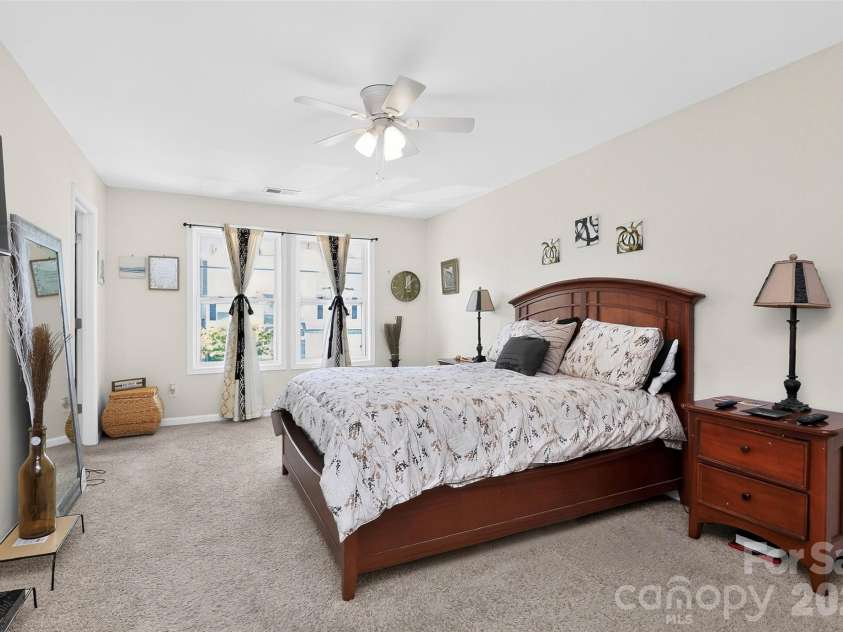 1019 Chicory Trace, Clover, SC 29710.  MLS# CAR4400233, YatesRealty ID 54923. Large primary suite - a true retreat!