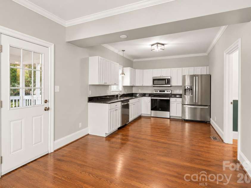 1912 Parson Drive, Charlotte, NC 28205.  MLS# CAR4431198, YatesRealty ID 54926. 