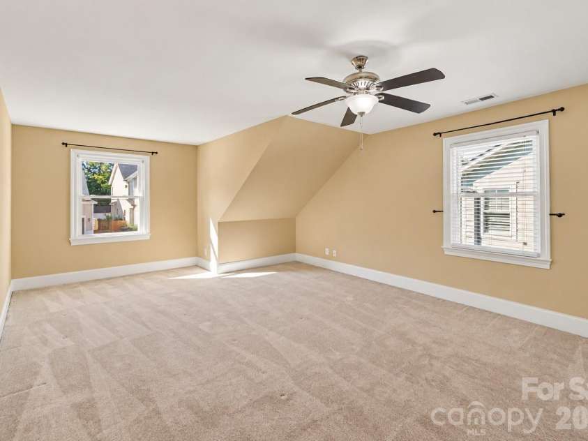 1912 Parson Drive, Charlotte, NC 28205.  MLS# CAR4431198, YatesRealty ID 54926. 