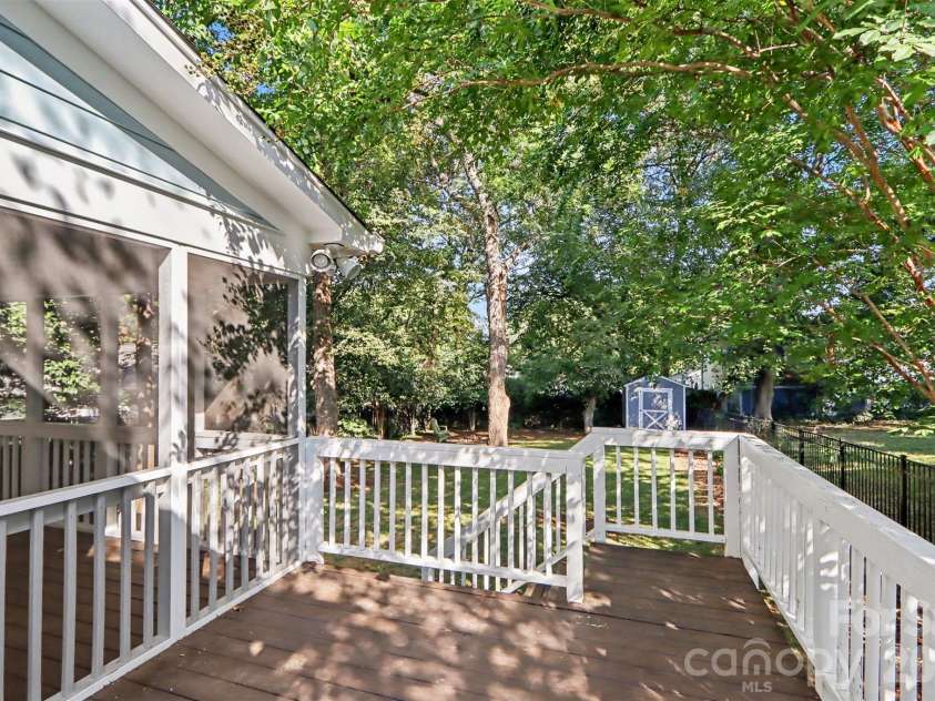 1912 Parson Drive, Charlotte, NC 28205.  MLS# CAR4431198, YatesRealty ID 54926. 