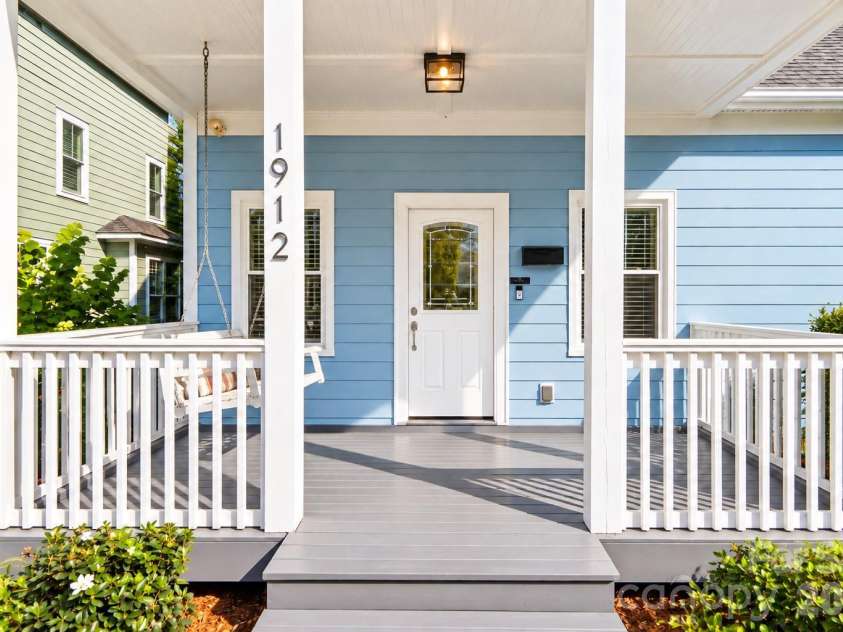 1912 Parson Drive, Charlotte, NC 28205.  MLS# CAR4431198, YatesRealty ID 54926. 
