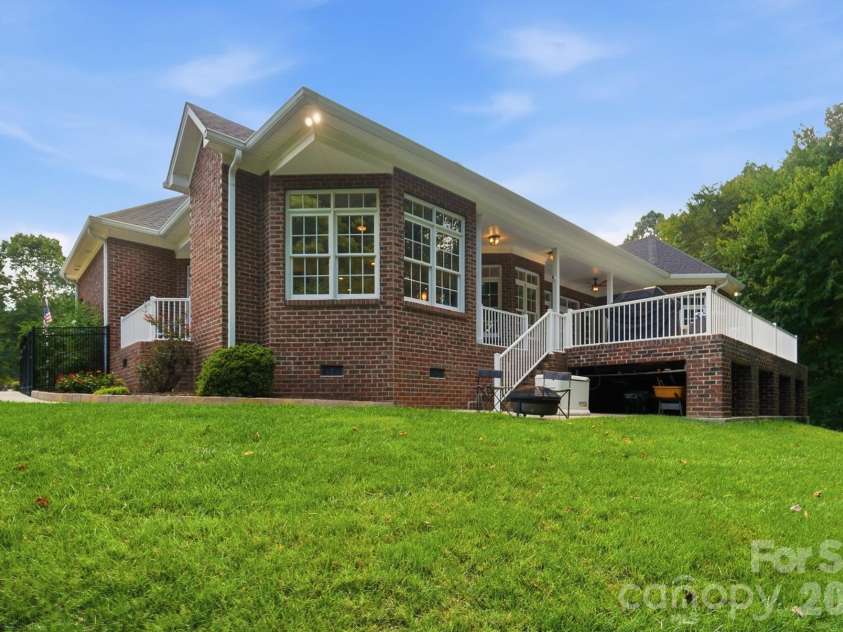 5744 Natoma Road, Lake Wylie, SC 29710.  MLS# CAR4431496, YatesRealty ID 54928. 