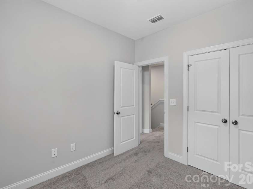 3533 Avalon Avenue, Charlotte, NC 28208.  MLS# CAR4431721, YatesRealty ID 54929. 