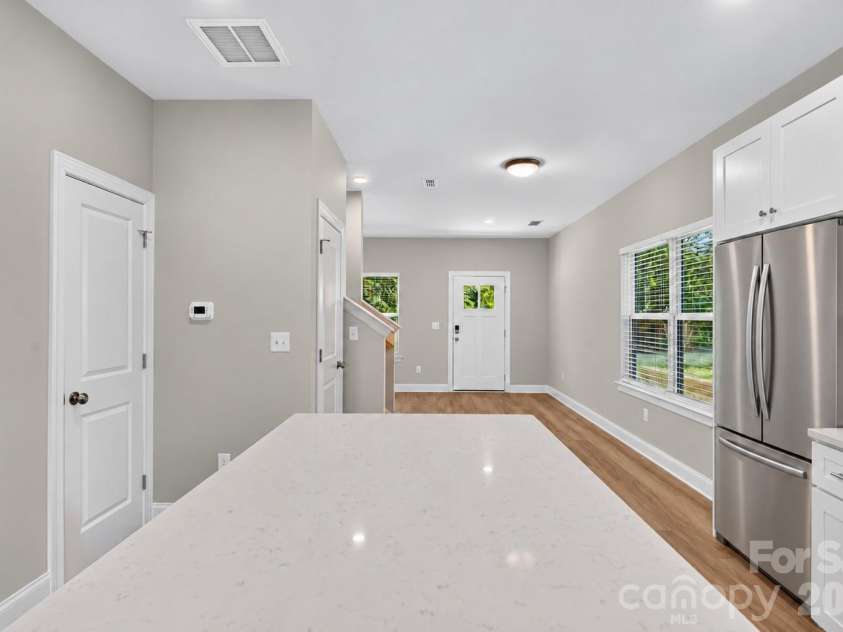 3533 Avalon Avenue, Charlotte, NC 28208.  MLS# CAR4431721, YatesRealty ID 54929. 