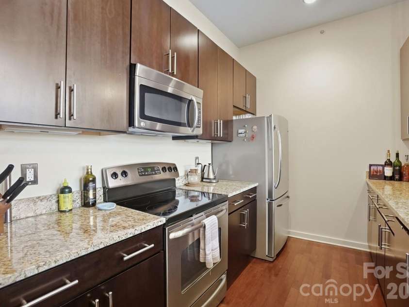 2116 McClintock Road, Charlotte, NC 28205.  MLS# CAR4347666, YatesRealty ID 5493. 