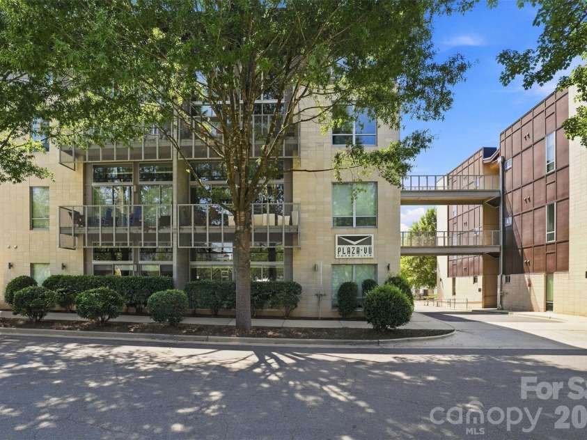2116 Mcclintock Road, Charlotte, NC 28205.  MLS# CAR4421619, YatesRealty ID 5493. 