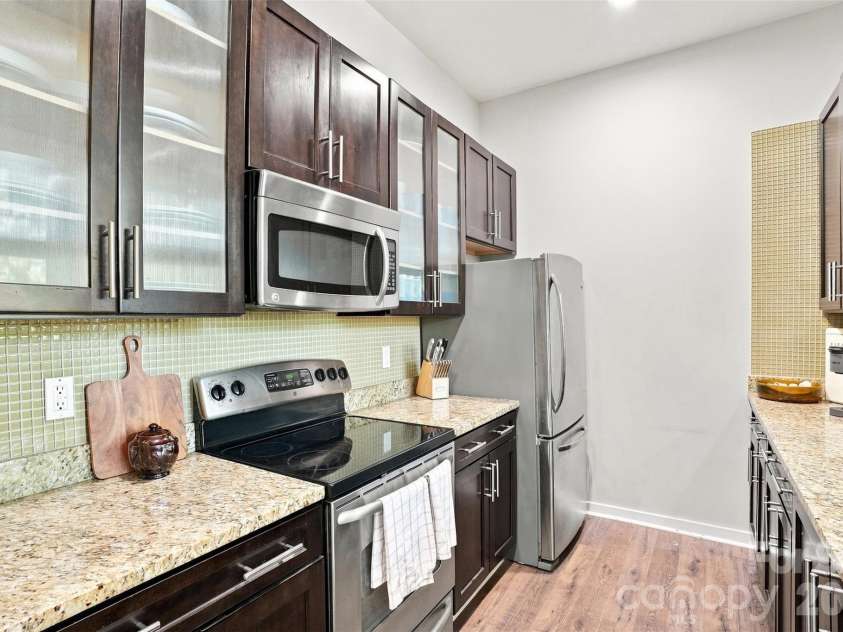 2116 Mcclintock Road, Charlotte, NC 28205.  MLS# CAR4421619, YatesRealty ID 5493. 