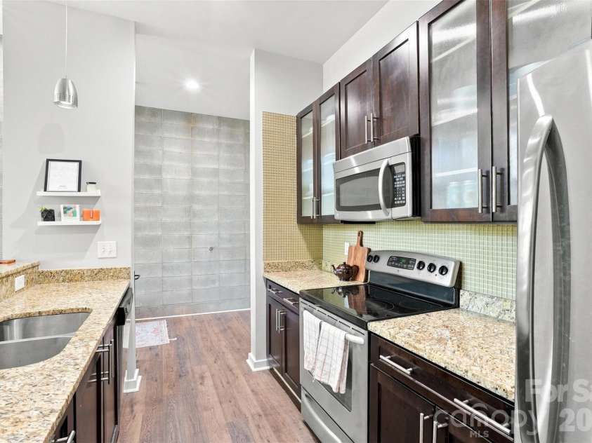 2116 Mcclintock Road, Charlotte, NC 28205.  MLS# CAR4421619, YatesRealty ID 5493. 