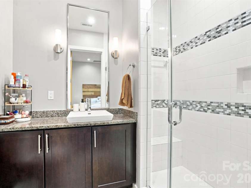 2116 Mcclintock Road, Charlotte, NC 28205.  MLS# CAR4421619, YatesRealty ID 5493. 
