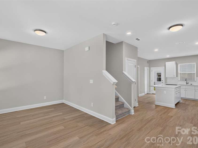 3535 Avalon Avenue, Charlotte, NC 28208.  MLS# CAR4431703, YatesRealty ID 54930. 
